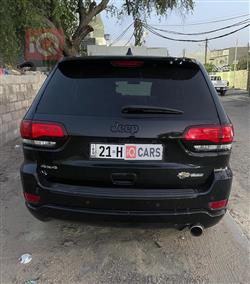 جیپ گراند شیرۆکی